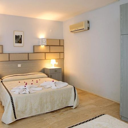 Club Mackerel Holiday Village فوكا المظهر الخارجي الصورة